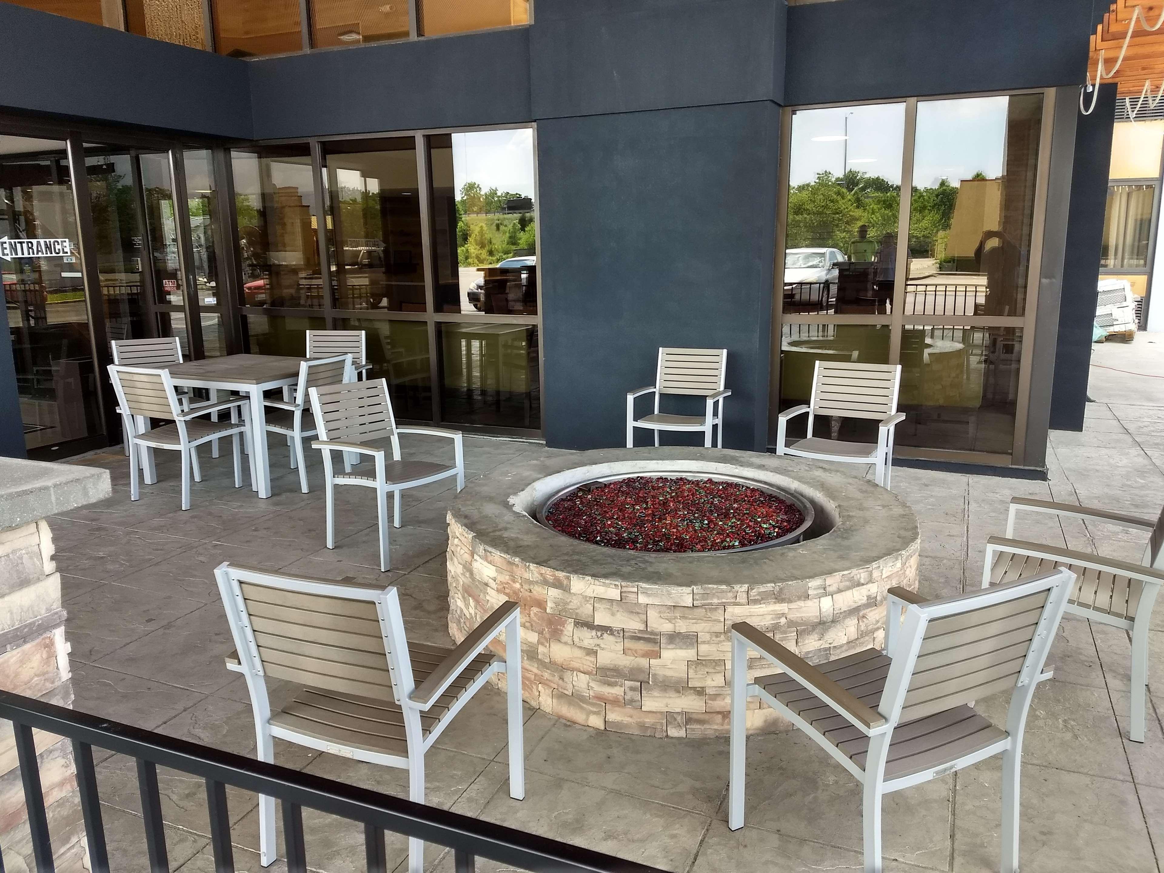 Country Inn & Suites By Radisson, Indianapolis East, In מראה חיצוני תמונה