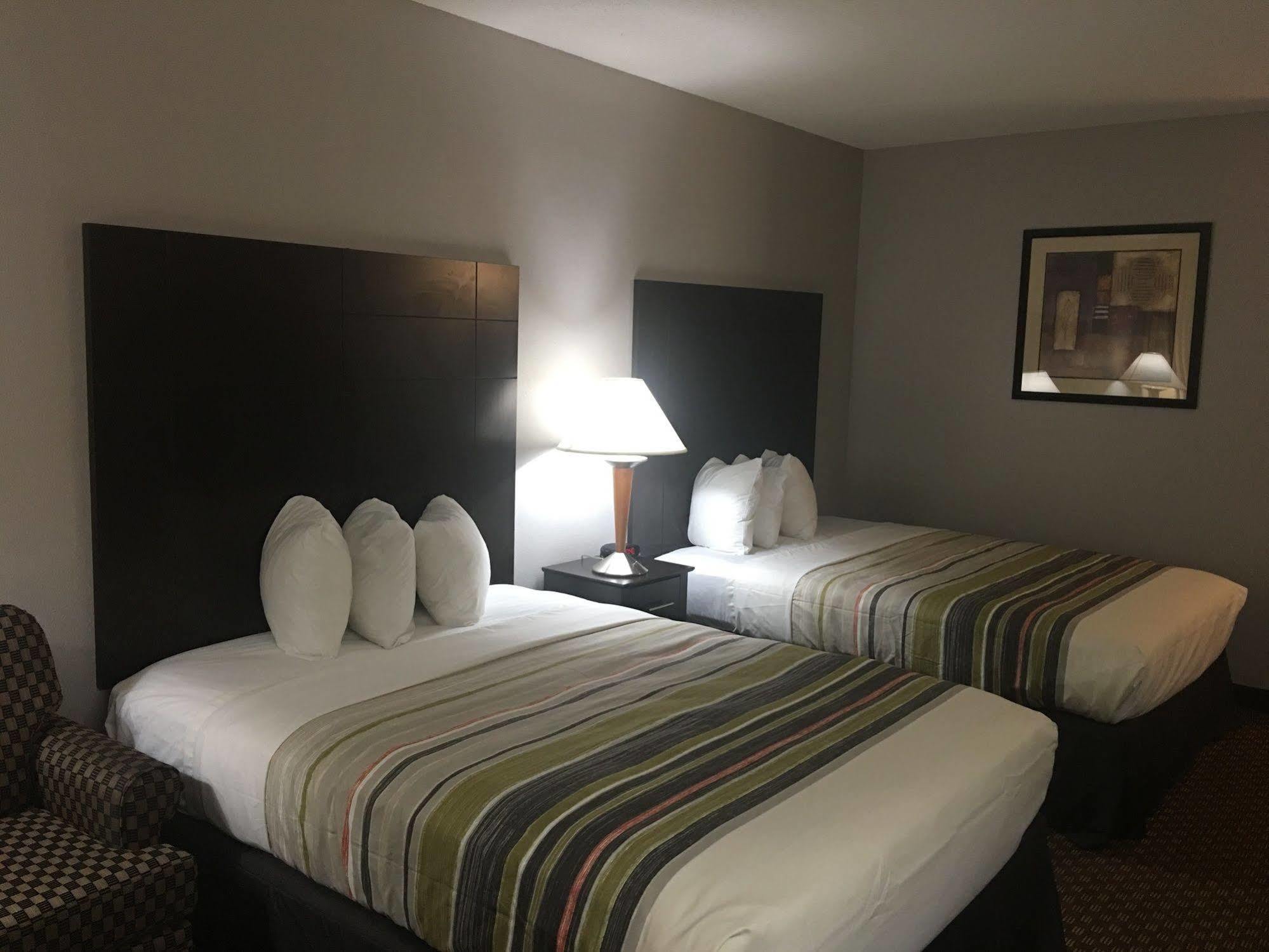 Country Inn & Suites By Radisson, Indianapolis East, In מראה חיצוני תמונה