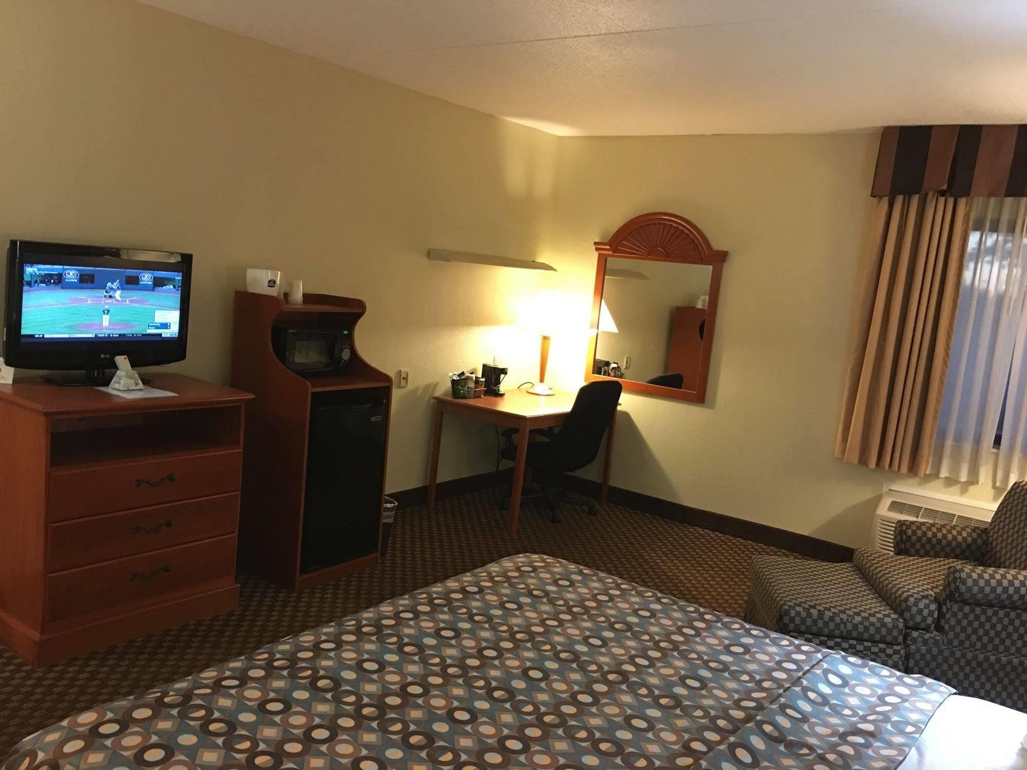 Country Inn & Suites By Radisson, Indianapolis East, In מראה חיצוני תמונה